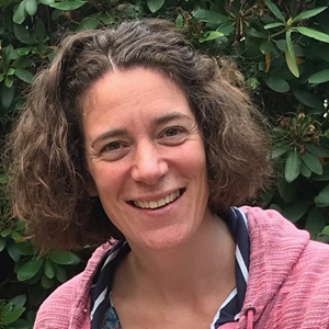 Dr Helen Iredale